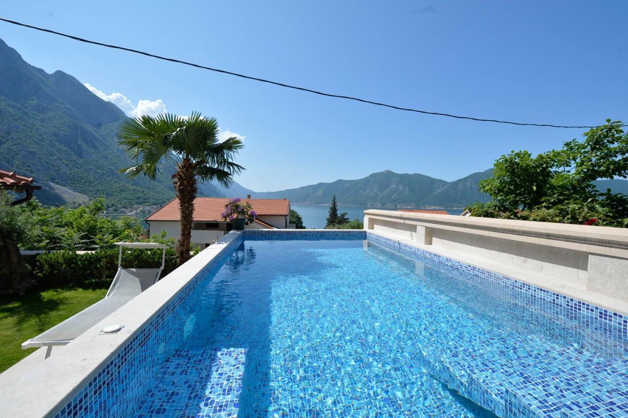 J & P Apartments Orahovac Kotor Dış mekan fotoğraf
