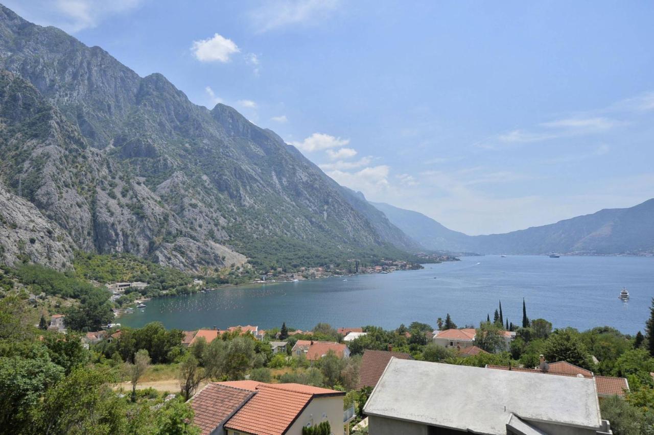 J & P Apartments Orahovac Kotor Dış mekan fotoğraf