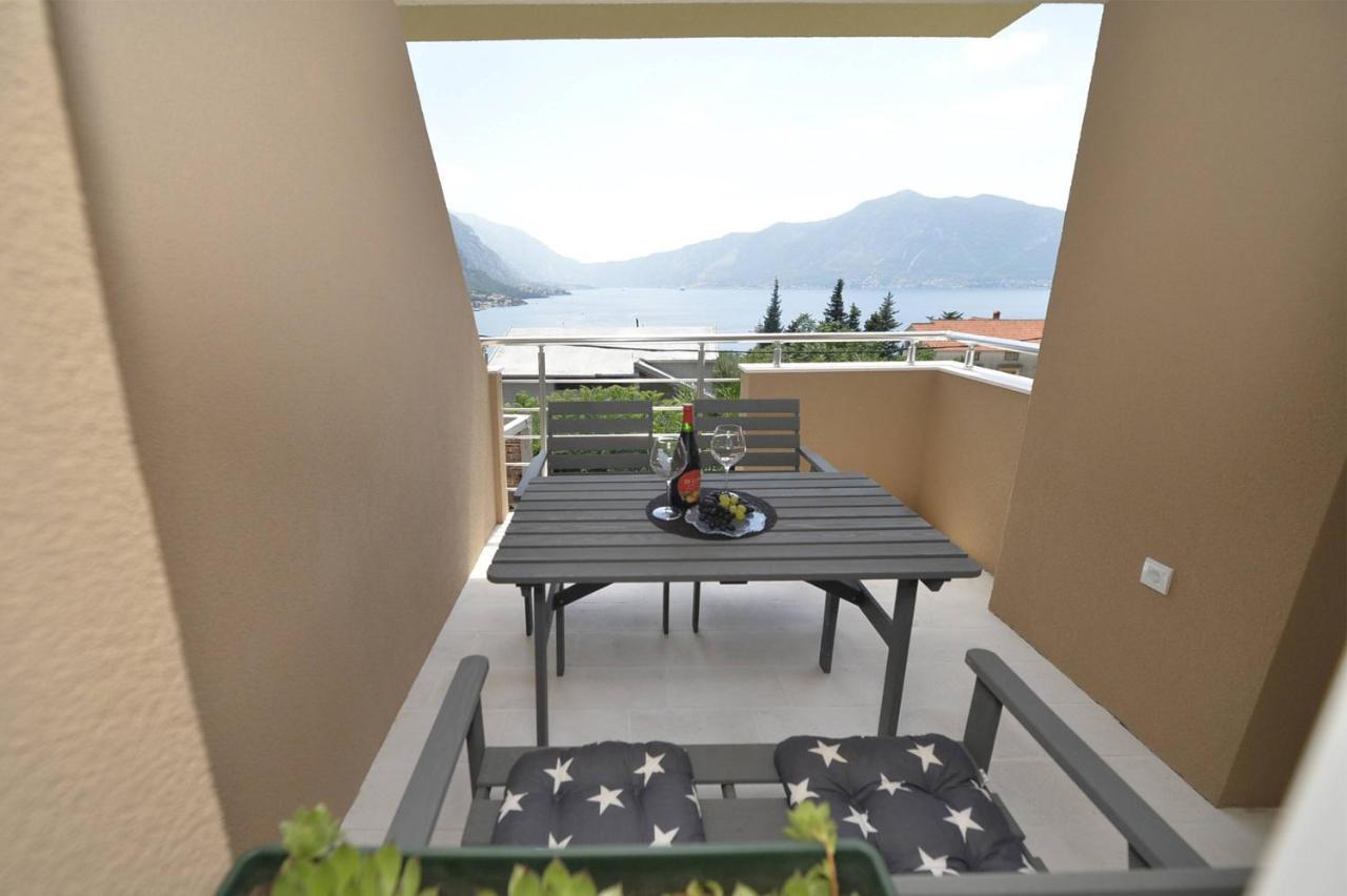 J & P Apartments Orahovac Kotor Dış mekan fotoğraf
