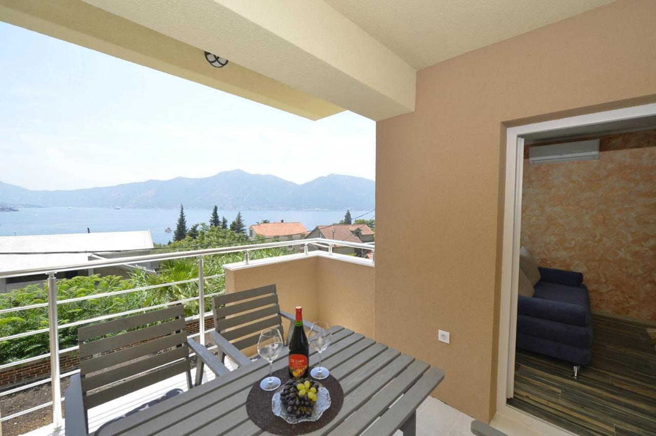 J & P Apartments Orahovac Kotor Dış mekan fotoğraf