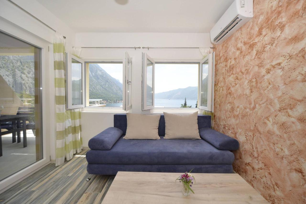 J & P Apartments Orahovac Kotor Dış mekan fotoğraf
